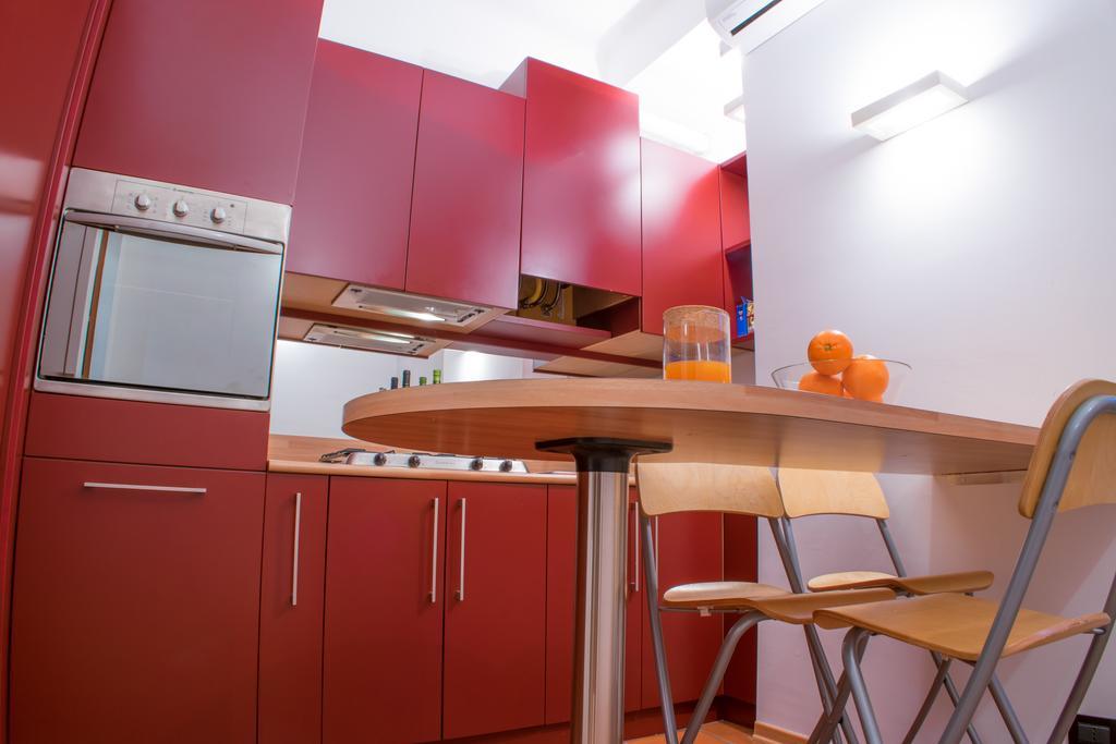 Mila Apartments Ripa Milan Bagian luar foto
